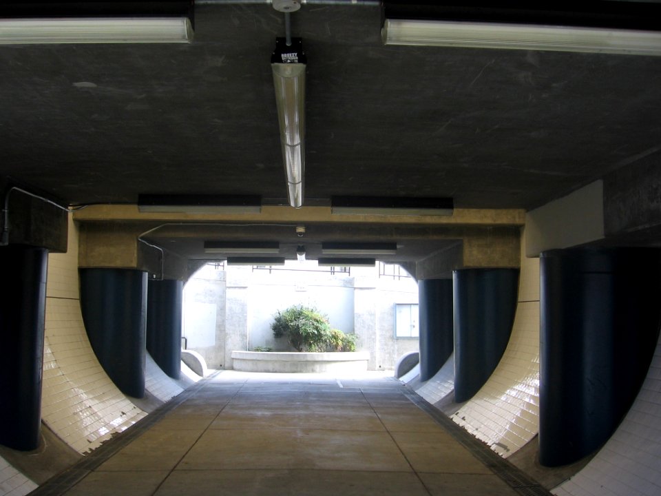 Evelyn VTA station 1075 03