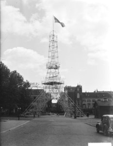 Evenement Parijs in Arnhem, replica van de Eiffeltoren, Bestanddeelnr 903-9964