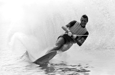 Europese Kampioenschappen Waterski op de Bosbaan. Actieopnames, Bestanddeelnr 920-5776