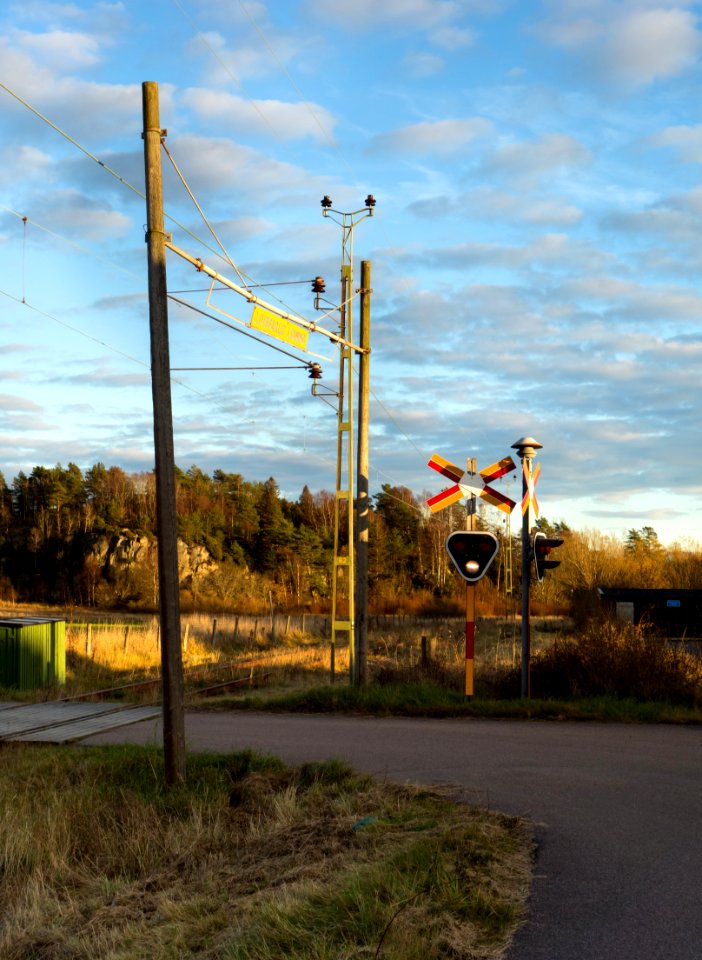 Evening creeping up on the old railroad crossing 2