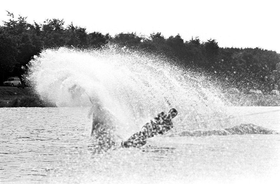 Europese Kampioenschappen Waterski op de Bosbaan. Actieopname, Bestanddeelnr 920-5780