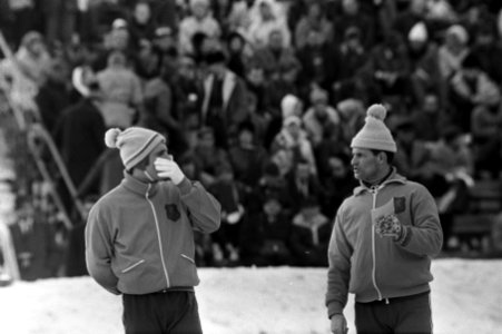 Europese kampioenschappen schaatsen heren te Innsbruck (zie ook 231857 e.v.). Ja, Bestanddeelnr 923-2284