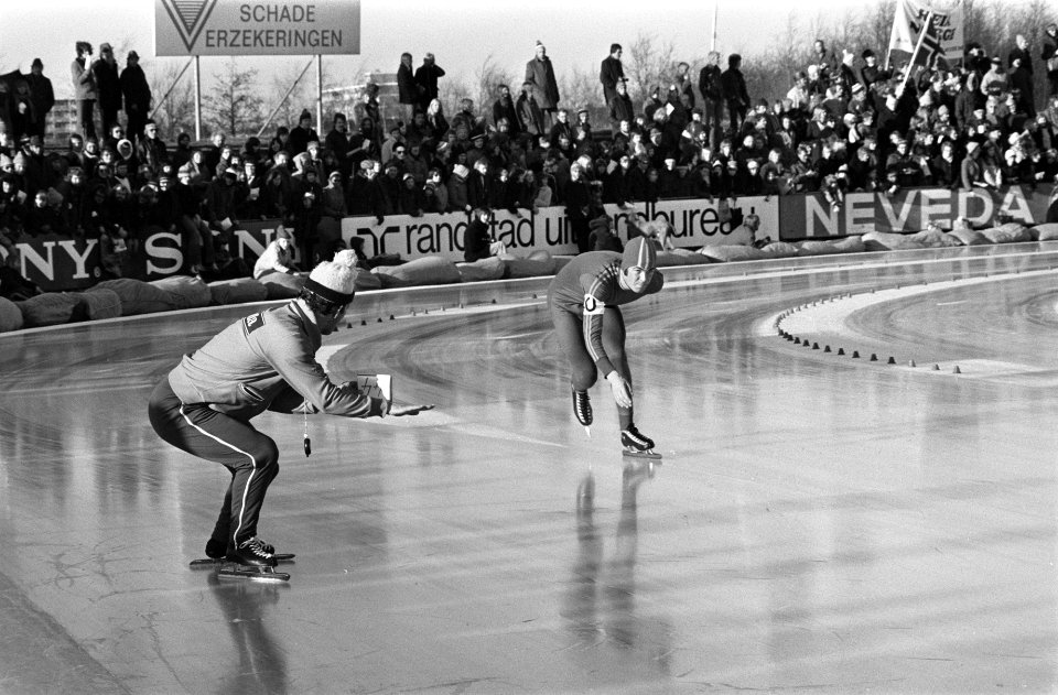 Europese kampioenschappen schaatsen in Heerenveen nr 18 19, 20 Pfrommer en Vri, Bestanddeelnr 927-7164