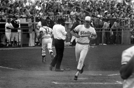 Europese Kampioenschappen Honkbal te Haarlem, Nederland tegen Italie 6-2, Bestanddeelnr 926-5355