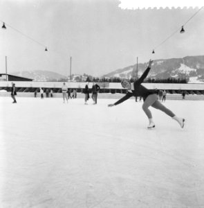 Europese schaatskampioenschap schoonrijden te Garmisch, Sjoukje Dijkstra in acti, Bestanddeelnr 910-9990