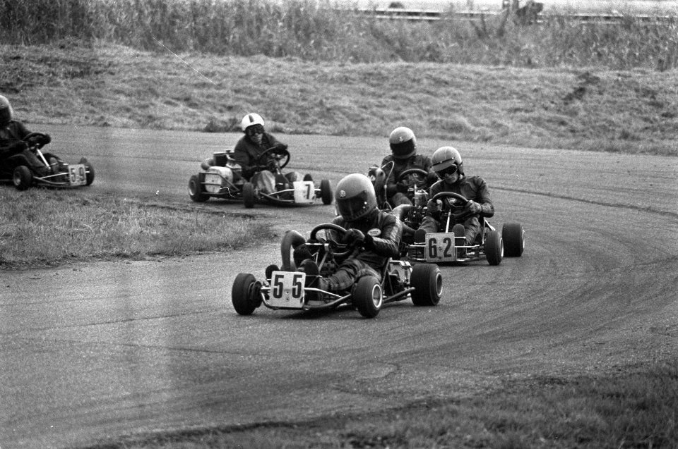 Europese kampioenschappen Karting 55 Ben van Velsen, 62 Henk Andeweg , 54 Aad v, Bestanddeelnr 928-1529