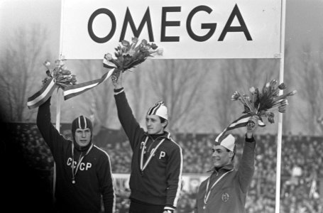 Europese Schaatskampioenschappen Deventer, op podium 500 meter , v.l.n.r. Matuse, Bestanddeelnr 918-7051