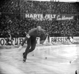 Europese Schaatskampioenschappen te Deventer, Ard Schenk in aktie, Bestanddeelnr 918-7090
