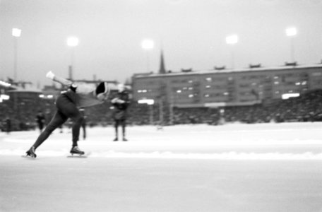 Europese Schaatskampioenschappen te Oslo, Verkerk in aktie 500 meter, Bestanddeelnr 921-0265