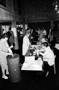 Europese Verkiezingen stemlokaal in Amsterdam, Bestanddeelnr 930-3029
