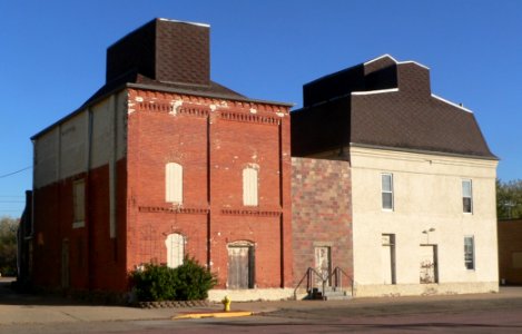 Excelsior Flour Mill (Yankton SD) from NW 1