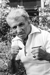 Ex-bokser Bep van Klaveren, Bestanddeelnr 932-3235