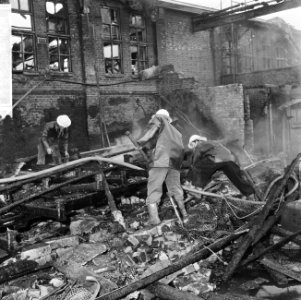 Explosie te Dordrecht bij Chemische fabriek, overzicht ravage, Bestanddeelnr 918-6309