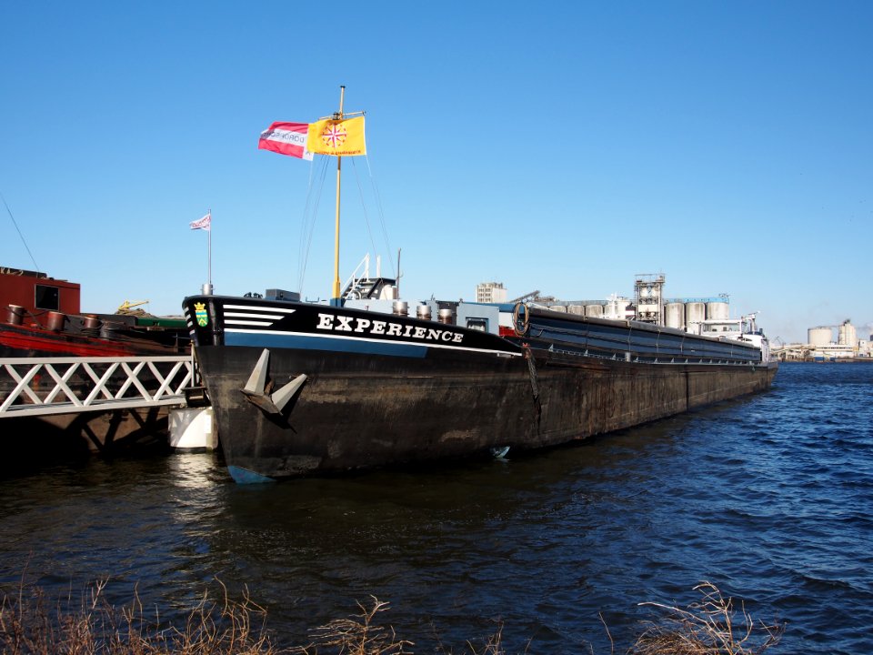 Experience (ship, 1959) ENI 02317339, Neptuneshaven, Port of Amsterdam