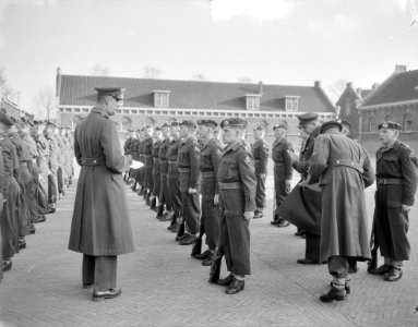 Excersitiewedstrijden Koninklijke Landmacht Den Haag, Bestanddeelnr 906-2663
