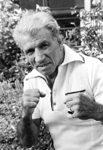 Ex-bokser Bep van Klaveren