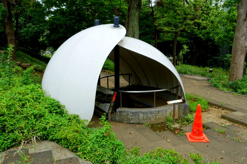 Excavation in Omori Shell Mounds Garden - Omori, Tokyo, Japan - DSC05666