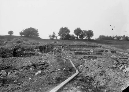 Excavating in Radnorshire (1295125)