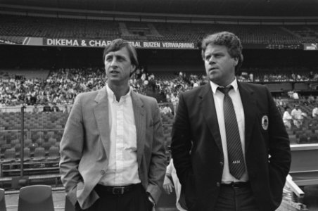 Excelsior tegen Ajax 2-3, technisch directeur Johan Cruy (l) en Excelsiortrainer, Bestanddeelnr 933-3997