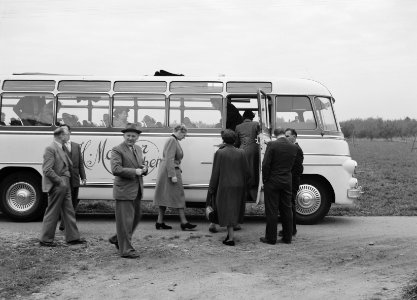 Excursie van de Nederlandse Bond van Plattelandsvrouwen in oktober 1953, Bestanddeelnr 253-6556