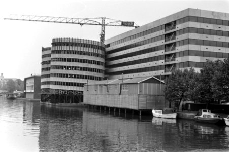 Exterieur van de nieuwe parkeergarage, Bestanddeelnr 924-6353