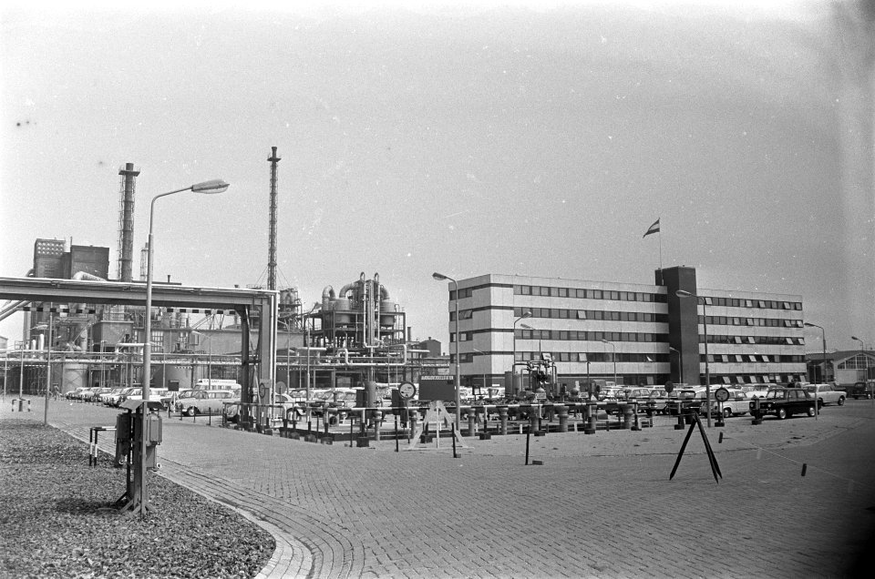 Exterieur van de fabriek, Bestanddeelnr 920-4805