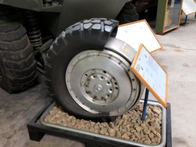 EXF 8x8 Radkampfwagen 90 pic9