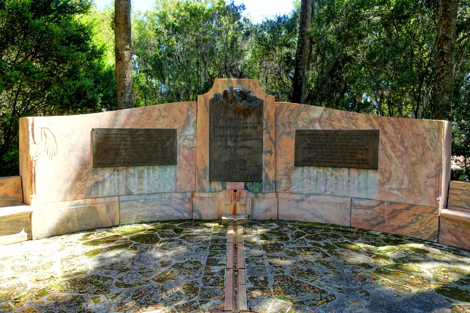Exedra - Bok Tower Gardens - DSC02238