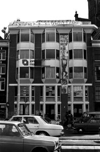 Exterieur van de gekraakte appartementen aan de Prins Hendrikkade, Bestanddeelnr 930-9456