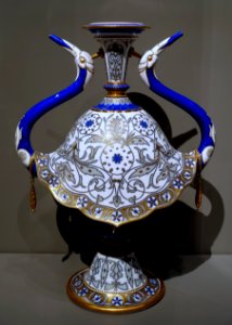 Ewer, designed by Jules-Pierre-Michel Dieterl, Sèvres Porcelain Factory, 1854, hard-paste porcelain and gilt bronze - Wadsworth Atheneum - Hartford, CT - DSC05532