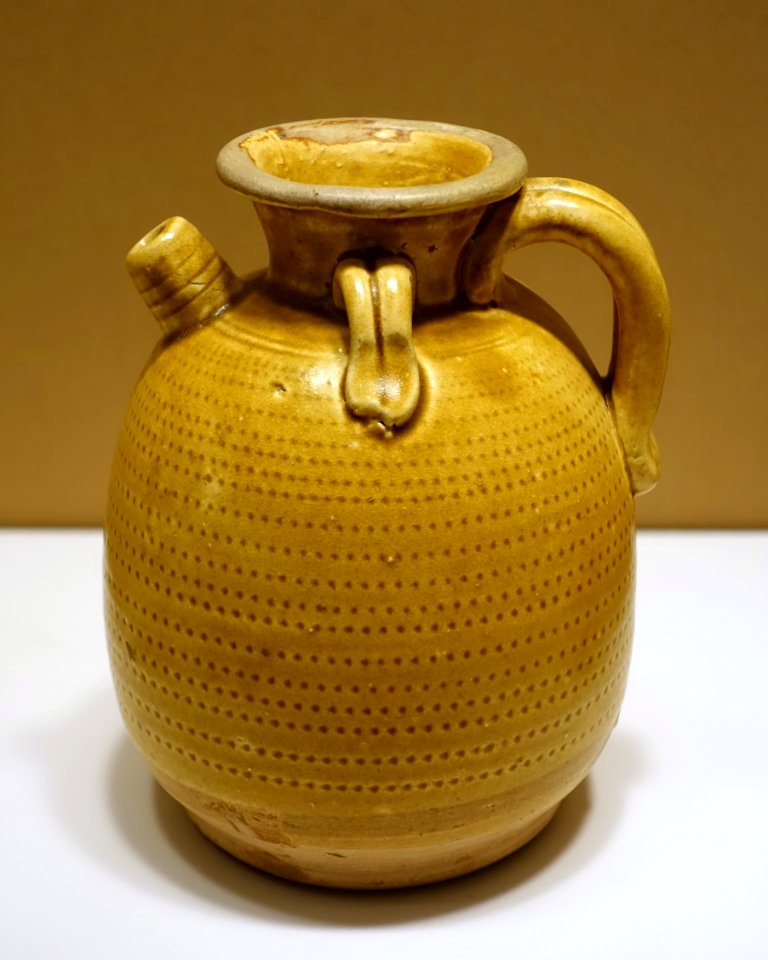 Ewer, China, Tang dynasty, 8th-9th century AD, stoneware - John and Mable Ringling Museum of Art - Sarasota, FL - DSC00733