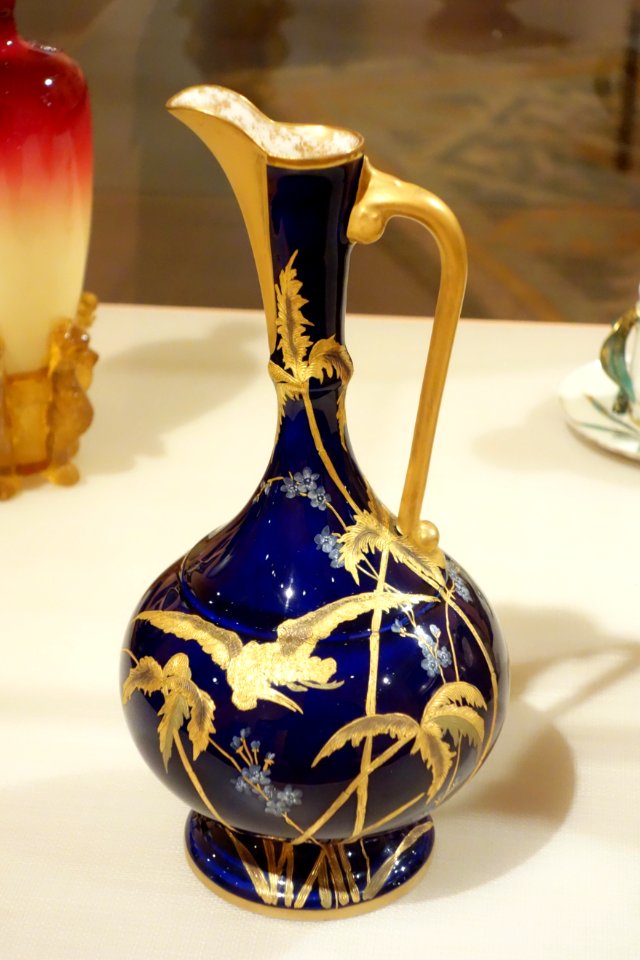 Ewer, Greenwood Art Pottery Company, Trenton, New Jersey, 1883-1886, porcelain - Brooklyn Museum - DSC09539