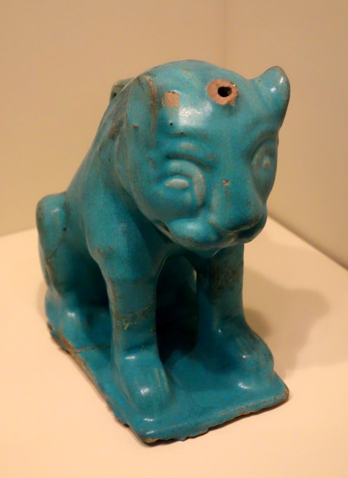 Ewer in form of lion, Iran, Seljuk period, 12th or 13th century AD, earthenware with a turquoise glaze - Cincinnati Art Museum - DSC03991