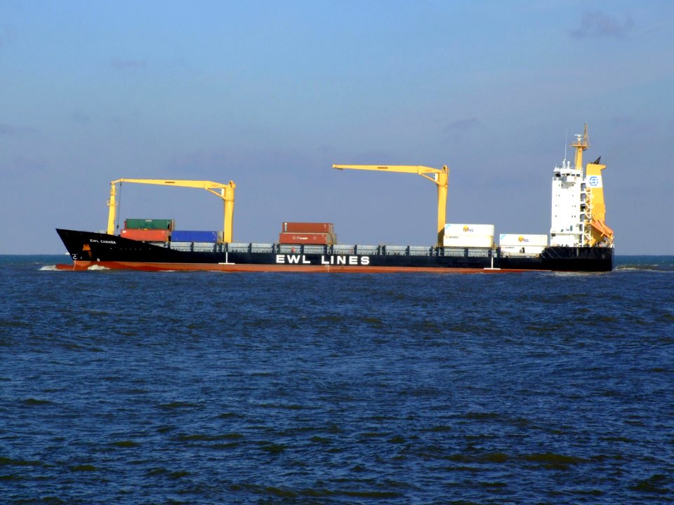 EWL Canada p2 leaving Port of Rotterdam 25-Jan-2007