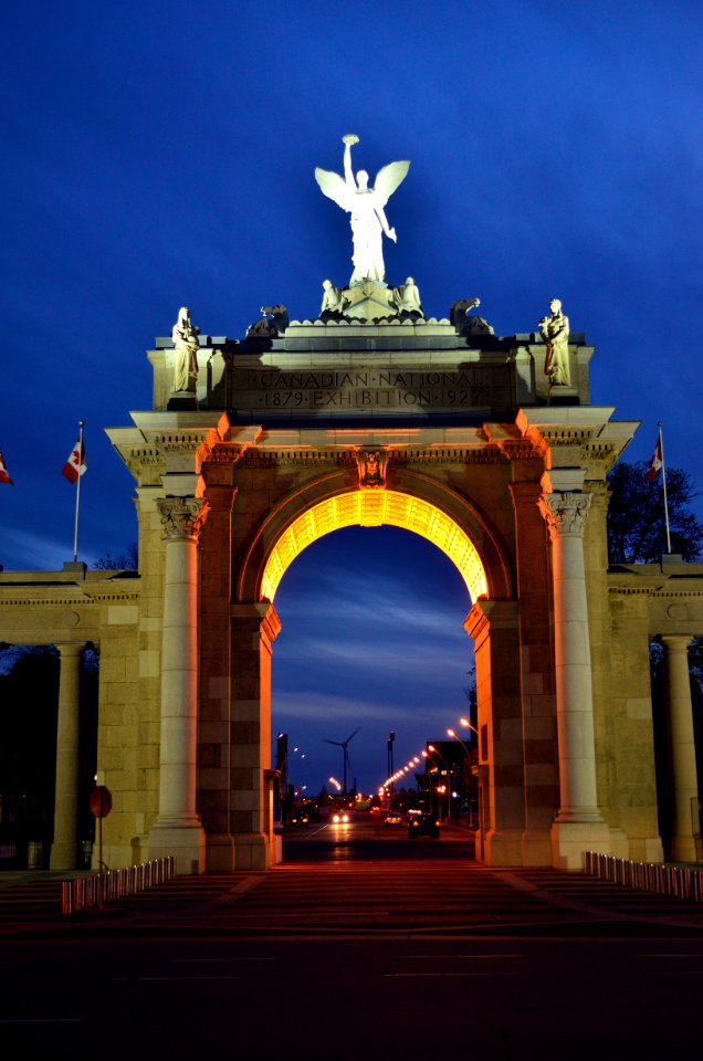 ExhibitionPlacePrincesGates13
