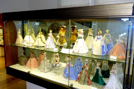 Exhibit case - Museu do Traje - Portugal dos Pequenitos - Coimbra, Portugal - DSC09471