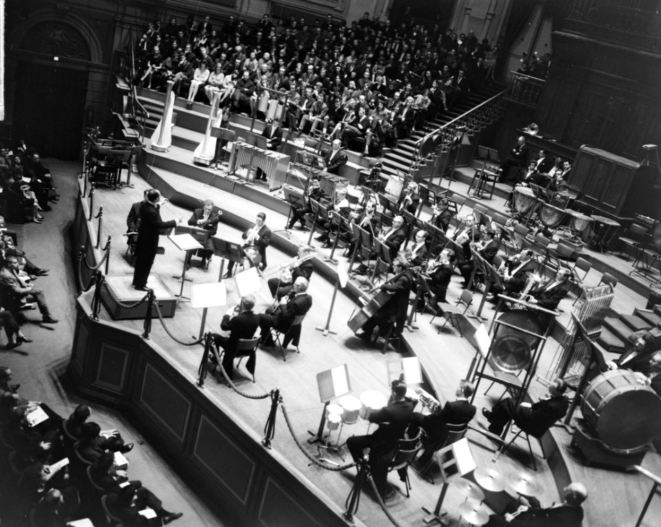 Experimenteel concert in Concertgebouw onder leiding van dirigent Pierre Boulez, Bestanddeelnr 917-3247