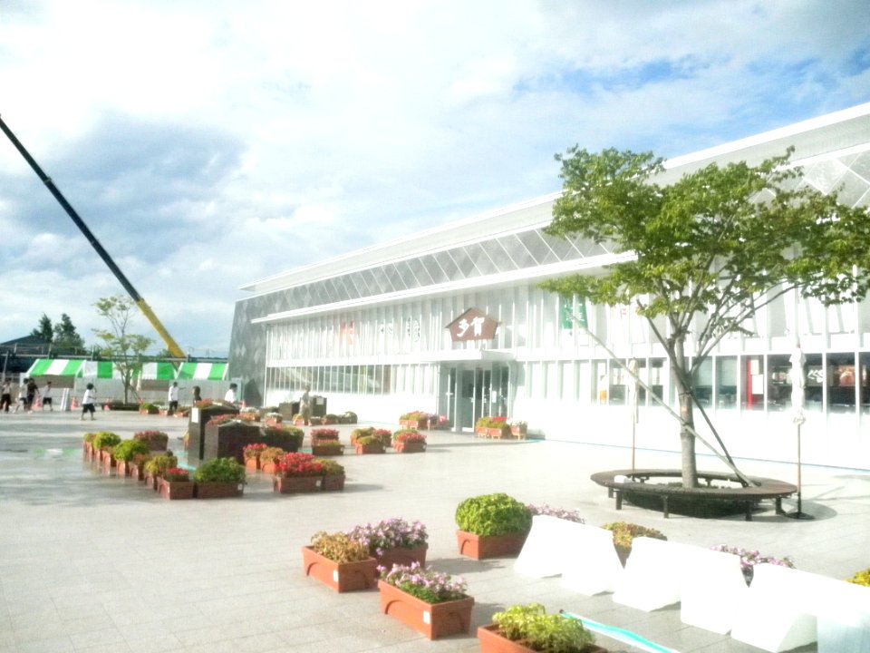 EXPASA Taga S.A center building