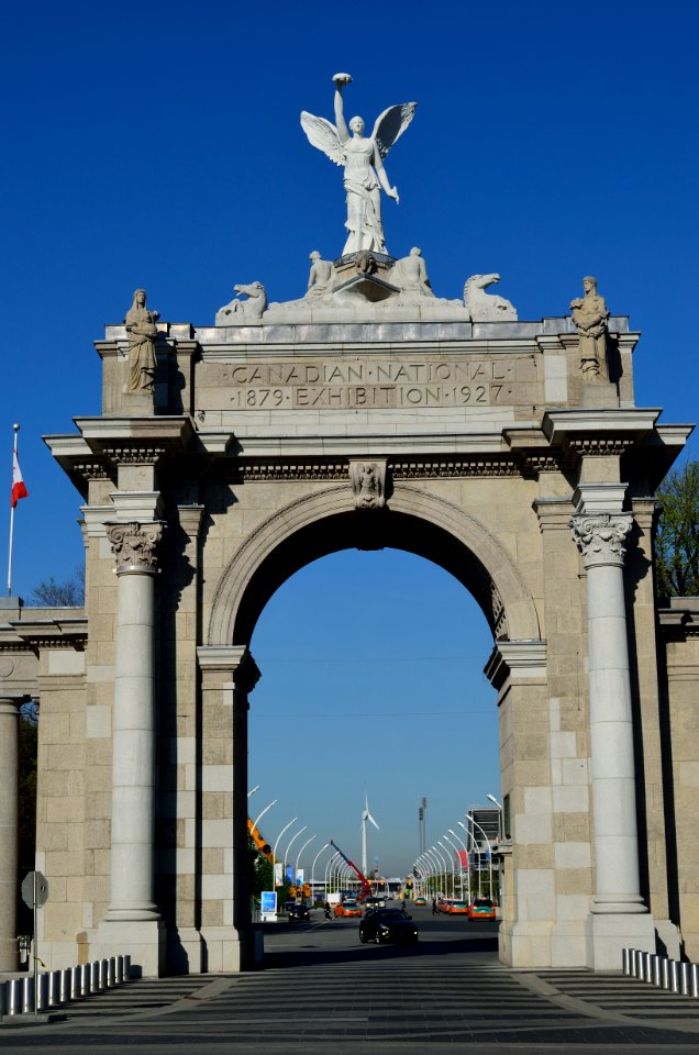 ExhibitionPlacePrincesGates12