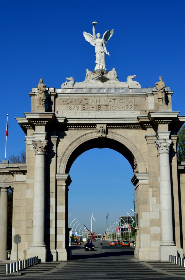 ExhibitionPlacePrincesGates10