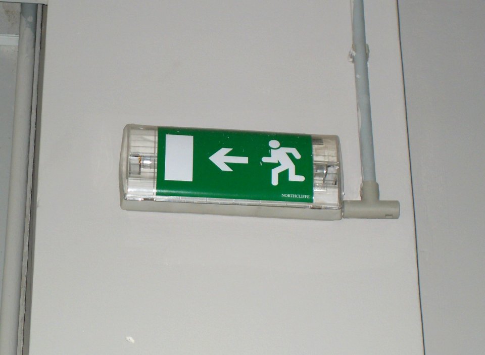 Exit sign in Russia (09)