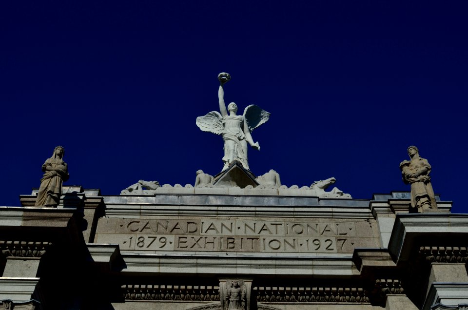ExhibitionPlacePrincesGates