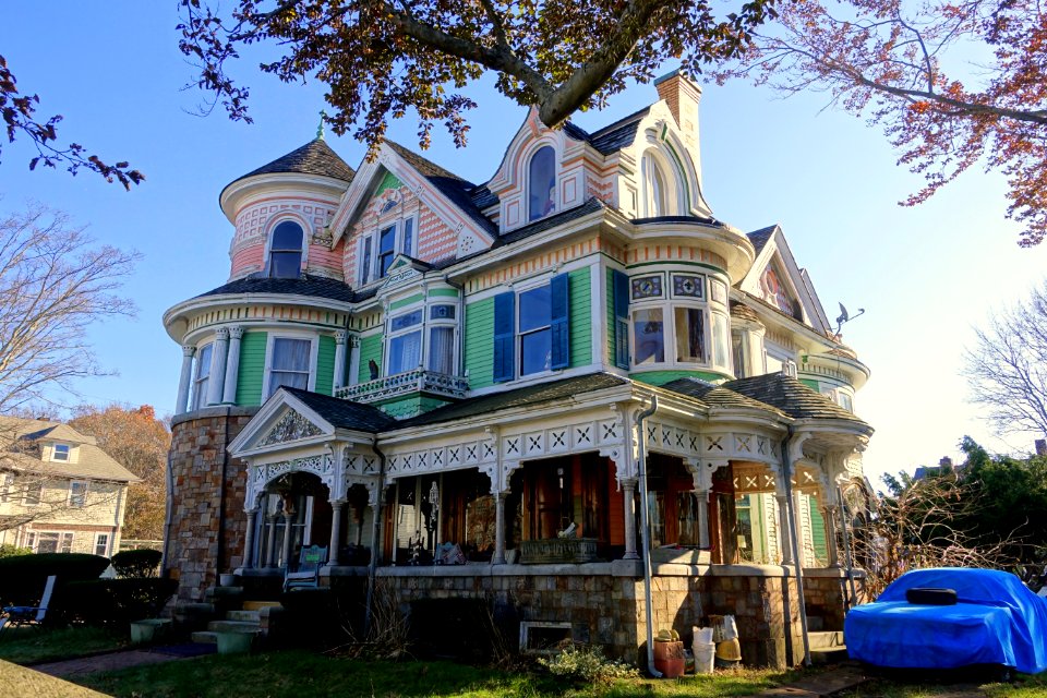 Fancy house - Stoughton, Massachusetts - DSC01810