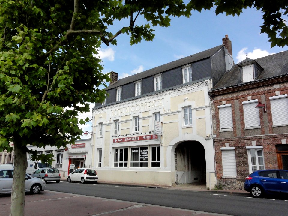 Fauville-en-Caux (Seine-Mar.) Hotel du Commerce (01)