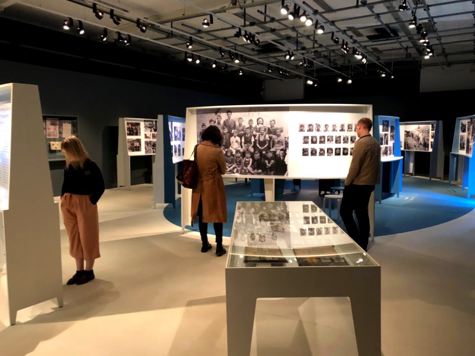 Exhibition The persecution of the Jews in photographs - overview 1