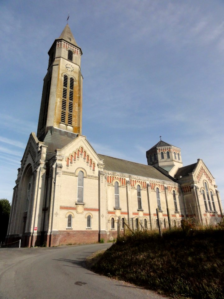 Fauville-en-Caux (Seine-Mar.) église extérieur (01)