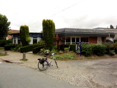 Fauville-en-Caux (Seine-Mar.) salle culturelle La Rotonde (01)