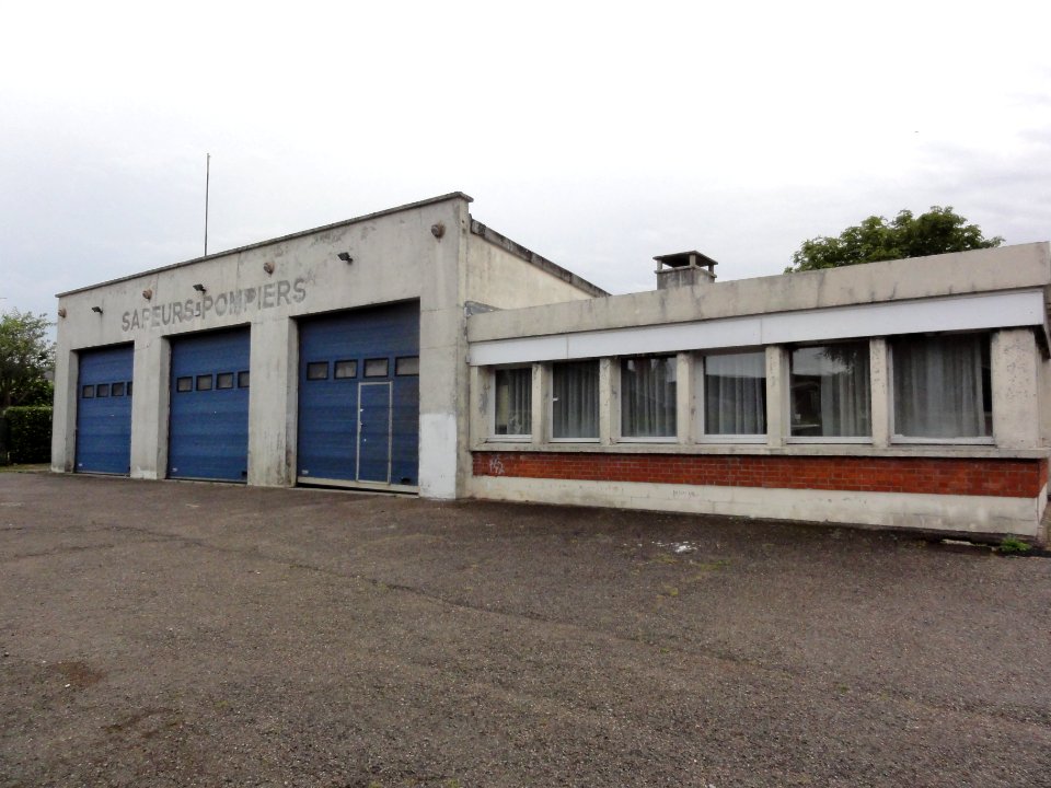 Fauville-en-Caux (Seine-Mar.) ancien bâtiment sapeurs-pompiers
