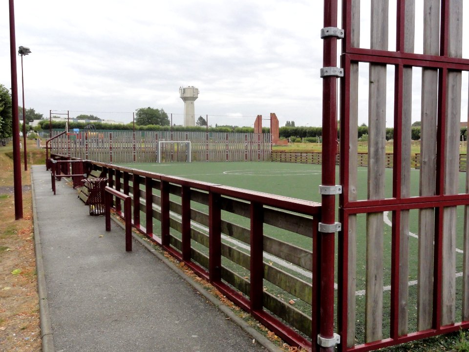 Fauville-en-Caux (Seine-Mar.) terrain multisports