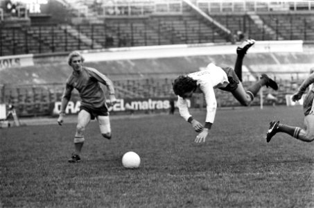 FC Amsterdam tegen NAC 3-0, zweefduik van Van de Lem, Bestanddeelnr 927-8558